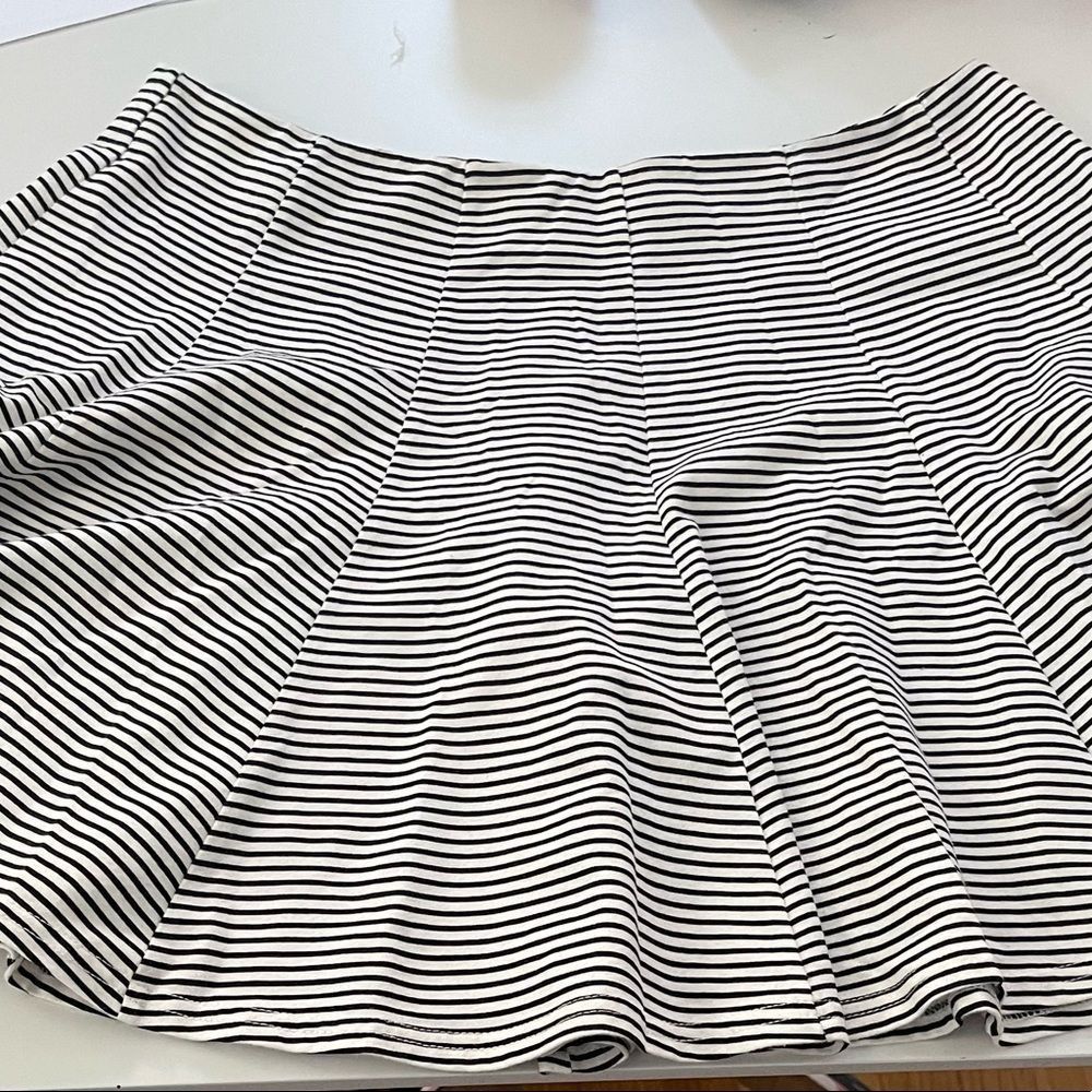 NWT American Eagle outfitters skirt - Picture 3 of 5